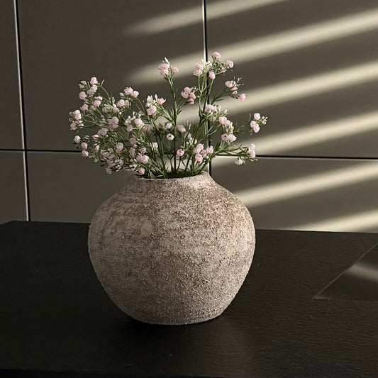 Hvenly Clay Vase